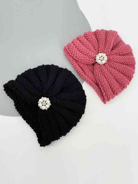 

2pcs baby faux pearl decor knit hat she, Yellow
