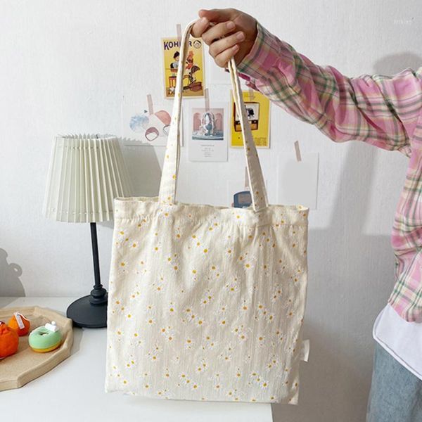 

daisy handbag canvas fresh printing shoulder bag shopping bag hand printed daisy1