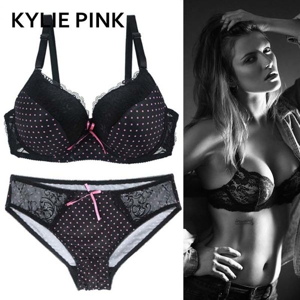 

kylie pink plus size bra panties suits underwear sets women adjust lace breathable thin 3/4 cup lingerie kit bras briefs lj201031, Red;black