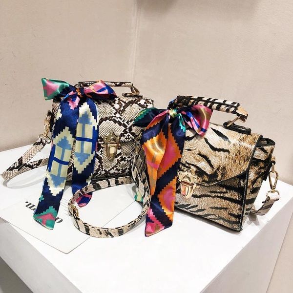 

classic square messenger bag fashion women pu leather animal printing zipper crossbody bags female shoulder handbags