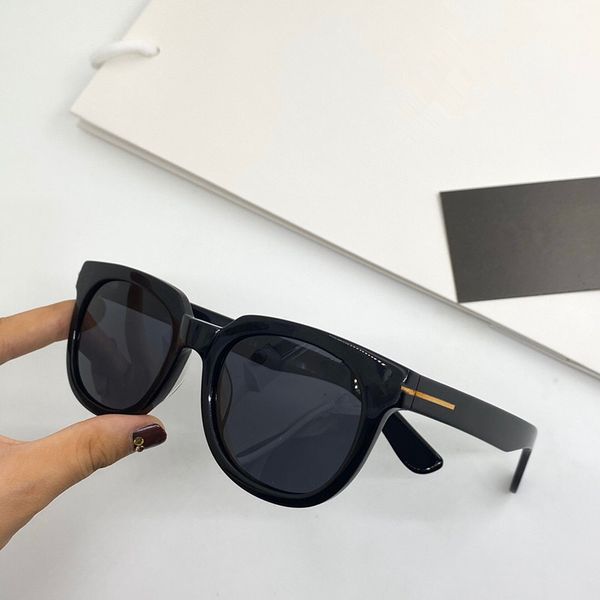 

0211 fashion women and men sunglasses small frame charming style popular simple uv400 outdoor glasses with case quality, White;black