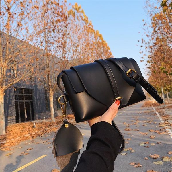 

cross body bags for women 2021 personality fashion retro pu leather shoulder bag shopper dating messenger