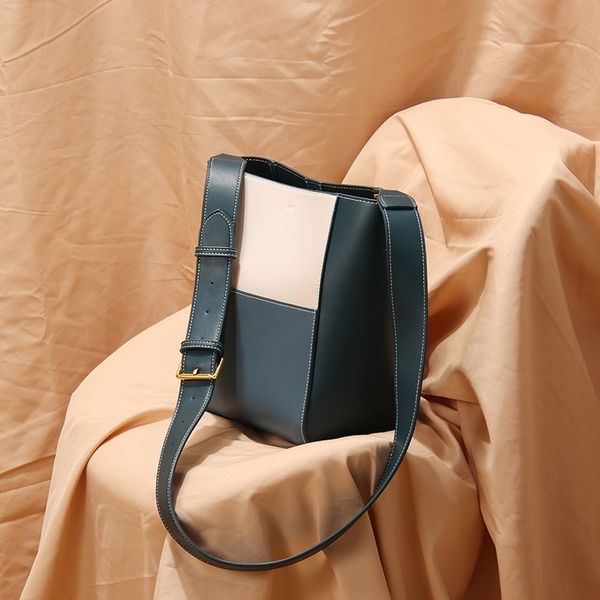 

hong лето новый пу smallbucket fth2m 2020 kong женщин с широким плечевым ремнем и hong kong мешок французский чжуан даи одного плеча crossbo