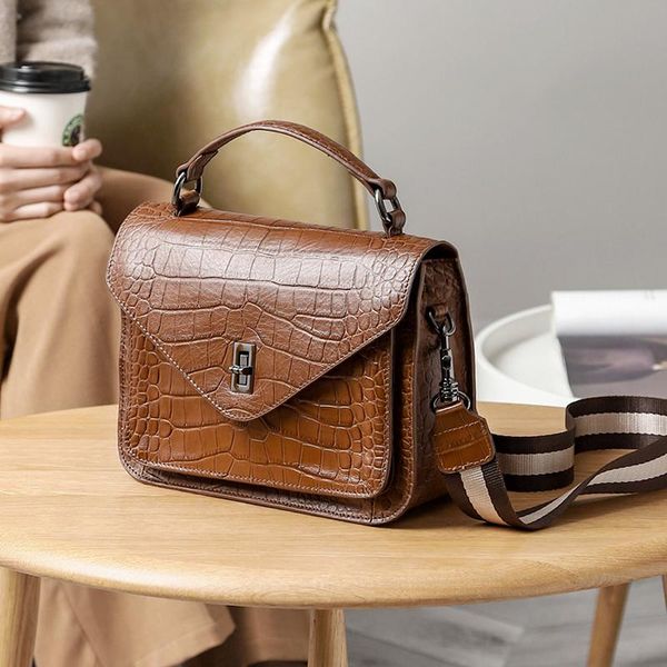

woonam women fashion handbag genuine calf leather in alligator pattern shoulder flap messenger bag wb721