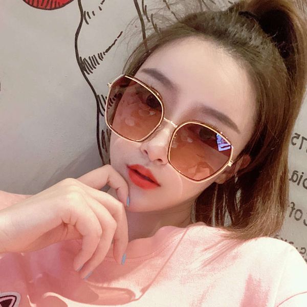 

women's fashion hollow design tan sunglasses polarized personality chaowang red street round face anti ultraviolet sunglasses, White;black