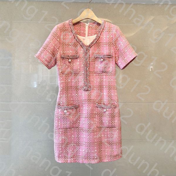 

2021 new autumn and winter fashion french base short skirt slim celebrity small fragrant milk short sleeve dress, Black;gray