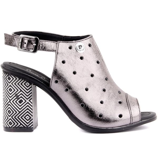 

pierre cardin-platinum color buckle women 's sandals 0928, Black