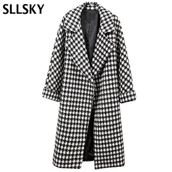 

sllsky plaid wool winter coat women thick warm black white plaid casual long coat turn-down collar loose soft new coat 201104