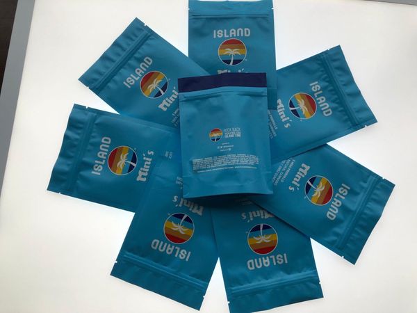 

2020 новые 3.57g новые пахнут proof сумки silverback акулы cakez zunzet zkittlez do-си-дос zourz headstash runtz для сухой травы цветок pac