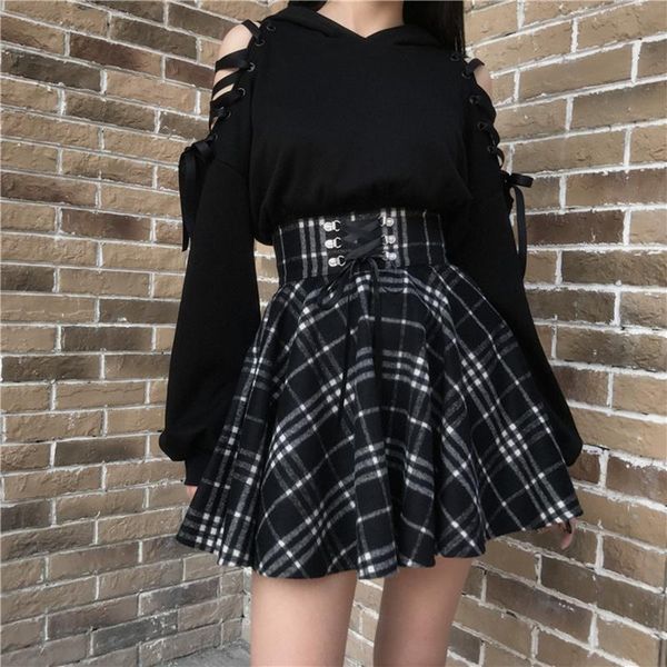 

qiukichonson gothic lolita skirt women 2020 spring autumn winter high waisted lace-up short plaid wool skirts mini tutu femme, Black