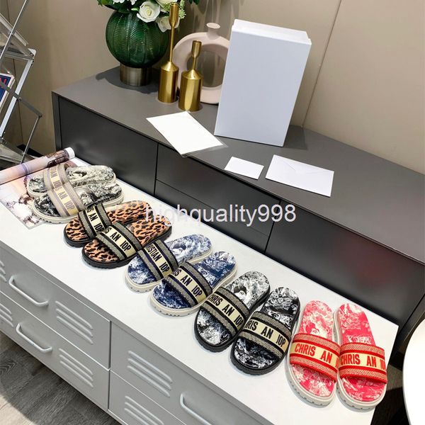 

slippers summer d family embroidered thick bottom slippers women's beach leisure flat with letters on the outside, Black