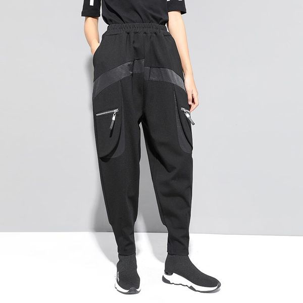

casual pants with slim crotch, Black;white
