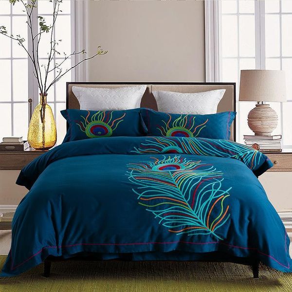 

feather embroidery luxury 100% cotton bedding set  king double size bed sheet set duvet cover sanding bedclothes1