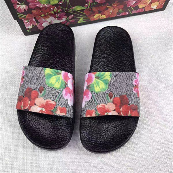 

with box sales big size slides summer slippers beach indoor flat sandals slippers house flip flops with spike sandal men women sandal slips, Black