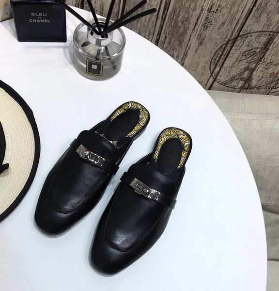 

designer womens slippers luxury black yellow print metal secoration round head flat heel slippers with box size 35-40