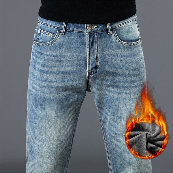 Homens montados em linha reta jeans de inverno de calça de brinco estilo retro estilo velo espesso e confortável algodão quente estiramento jeans de denim 201223