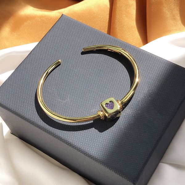 

2020 new french luxury jewelry, silver jewelry, love, high-level bracelet, silver condenses love with fashion design, and the mind is self-e, Black