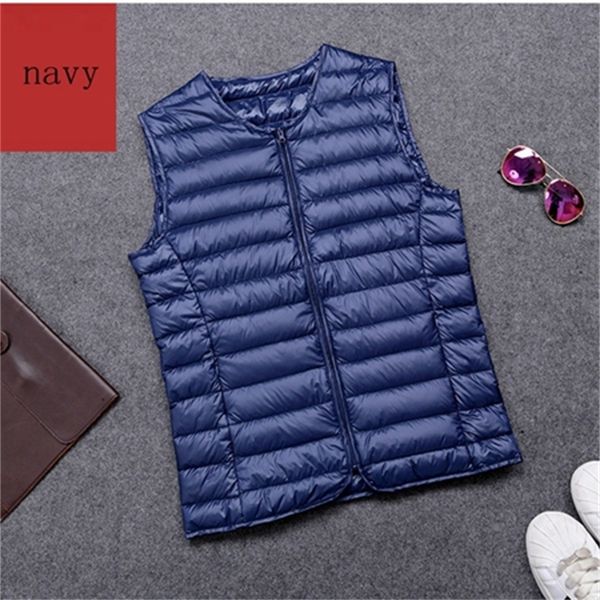 

2021 new men ultra light down vest portable v-neck sleeveless coat man winter without collar warm liner 8hkw, Black