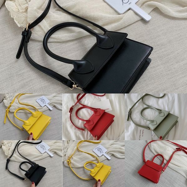 

женская весна и лето 2020 новая ниша дизайн кроссбит мини сумка прогулка mini bag 62mwl
