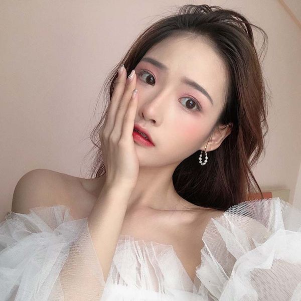 

fresh water pearl earrings for korean baroque women, Golden