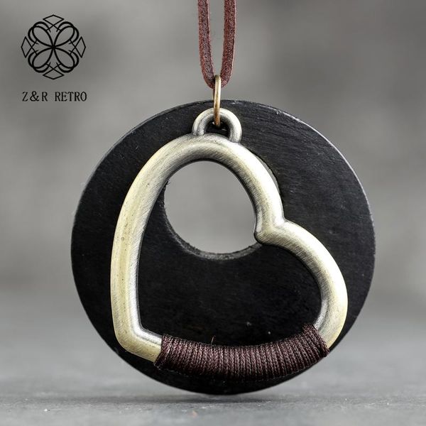 

pendant necklaces 2021 decorative chain heart zinc alloy necklace big women sweater accessories fashion jewelry 6*6.5cm, Silver