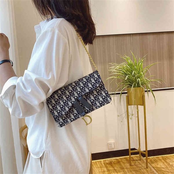 

designer sale 2022 spring new fashion letter printed women's bag street fashion single shoulder bag with interlayer canvas messenger ba