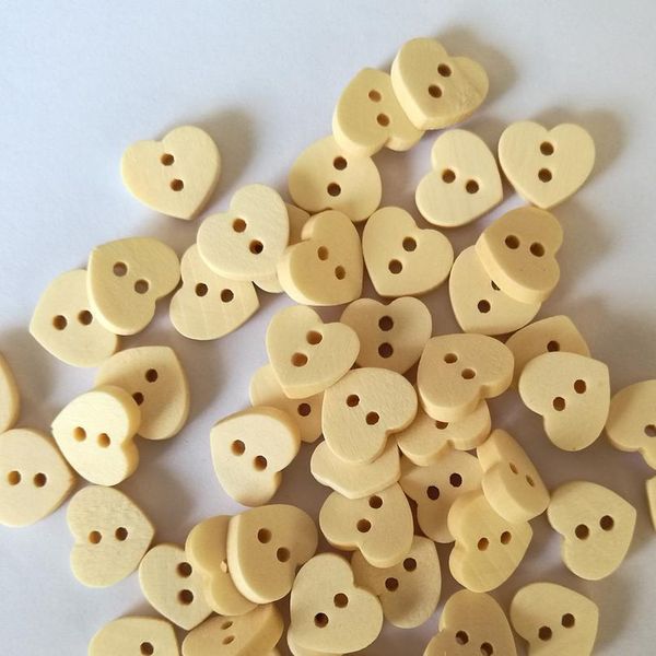 

50pcs wood sewing buttons scrapbooking heart natural 2 holes diy buttons for colthing decor sewing clothing cartoon di jllpwj, Blike;white