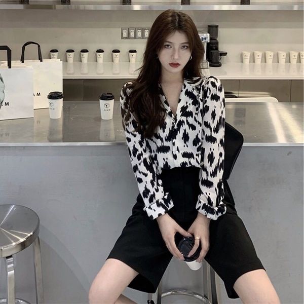 

jhlxh new two-piece suit for shorts and shorts2020 autumn women's girlsfashionable and western internet celebrity elegant street fried, Gray