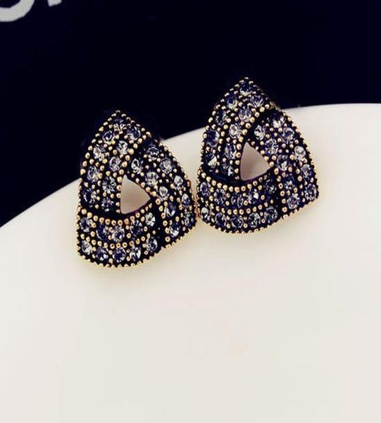 

couqcy нового способа серег любовь горячее нерегулярное треугольник серьги для женщин девушки brincos ювелирные изделия перлы bbyfbc packing