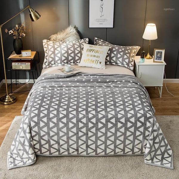 

winter warm thick blanket cover the bed soft coral fleece throw blanket for sofa decoration1