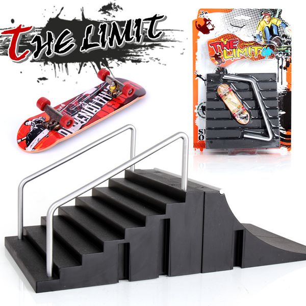

14cm mini skateboard finger skatepark dacing floor professional ramp assembled skate board mini fingerboard as a gift q0115