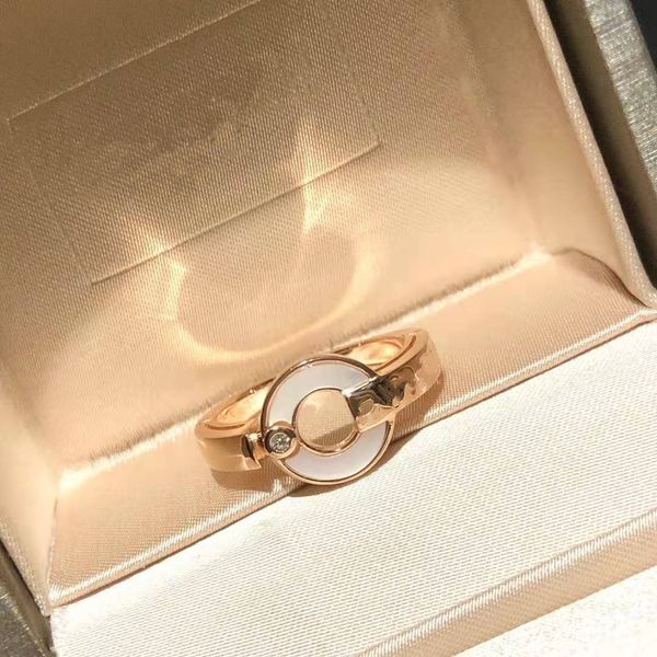

charm fashion disc white shell diamond letter ring ladies charm jewelry luxury ring exquisite packaging gift box, Silver