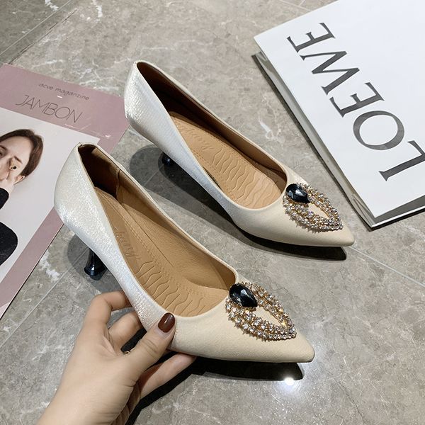 

crystal rhinestone women shoes woman pumps 2020 new spring round buckle pointed toe stiletto thin high heels ladies shoes, Black