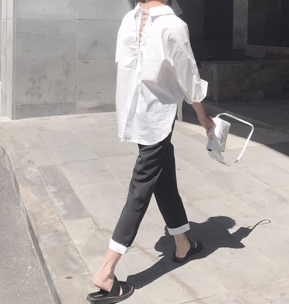 

2021 Back Is Silhouette of White Man's Will See New Seven-point Sleeve Tan Shirt. QHI0, Black