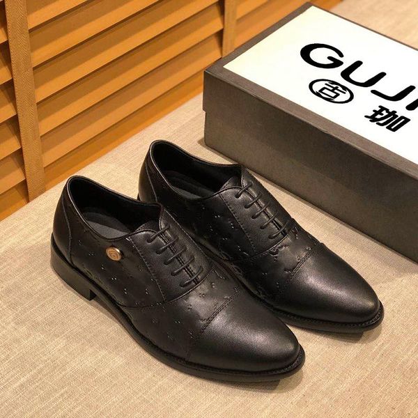 

italy gujia men's pointed leather shoes, imported calf leather, sheepskin inner lining, made by hand, wear-resistant rubber sole, Black