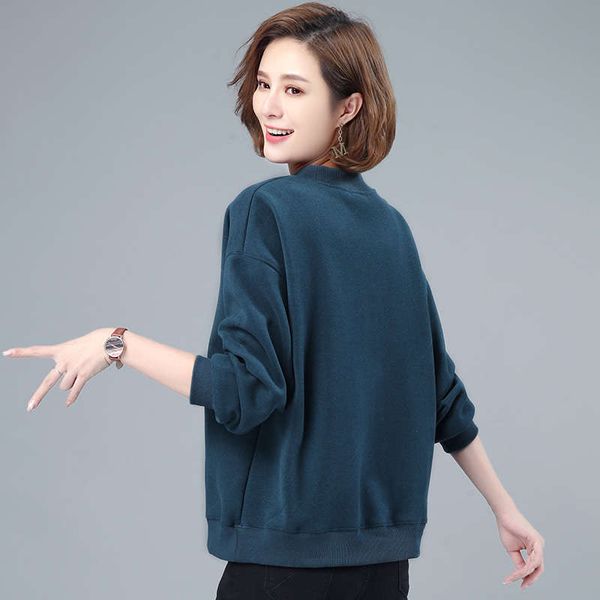 

round neck plush sweater middle aged mother 40 years old autumn winter coat female new loose korean version foreign fashion in 2020, Black