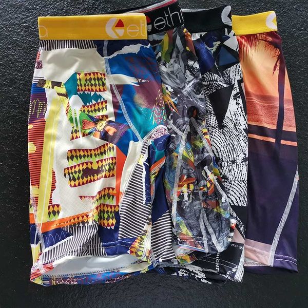 

in stocks color random luxury mens design underwear boxer shorts mens male underwear men boxer underpants comfortable breathable boxer, White;black