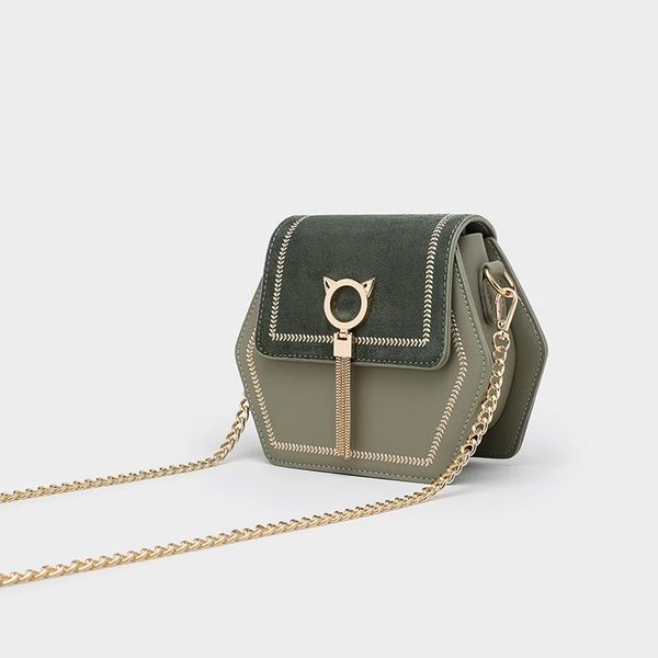 

new 2020 embroidery handbag tassel bag chain shoulder bag style pu winter fashion kbeme, Red;black