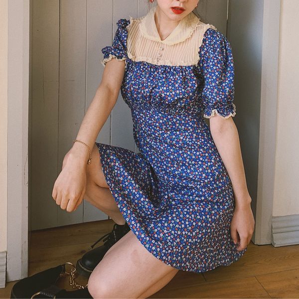

women vintage ditsy floral print mini dress with lace details in blue, Black