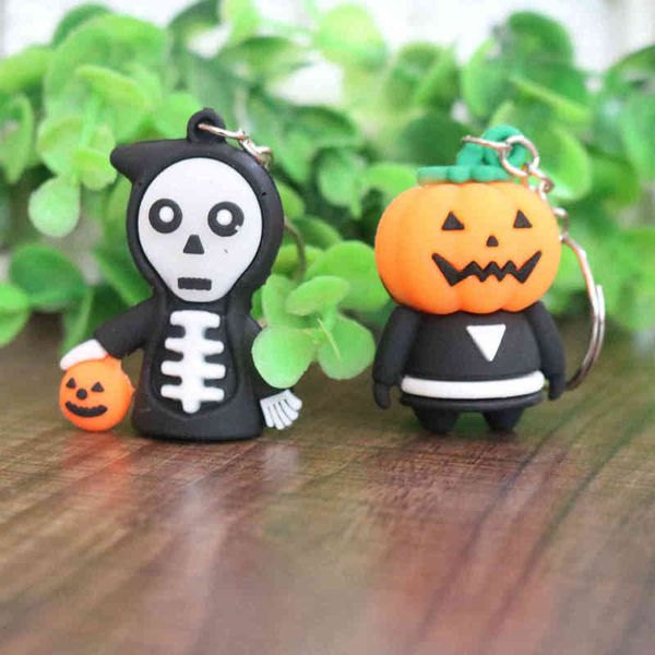 

keychains halloween creative cartoon skeleton key chain pendant to push small gift bag pendant, Silver