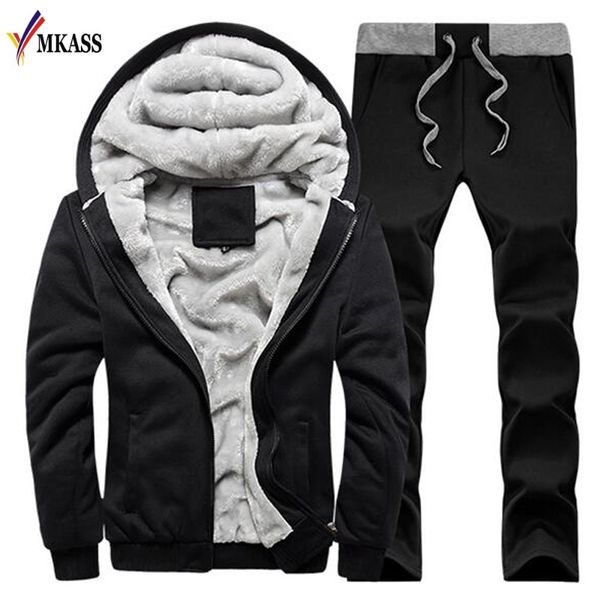 

great supply of winter men from sportswear" "sportswear in casual hats" "thick winter men's sportswear in m-4xl sui, Black