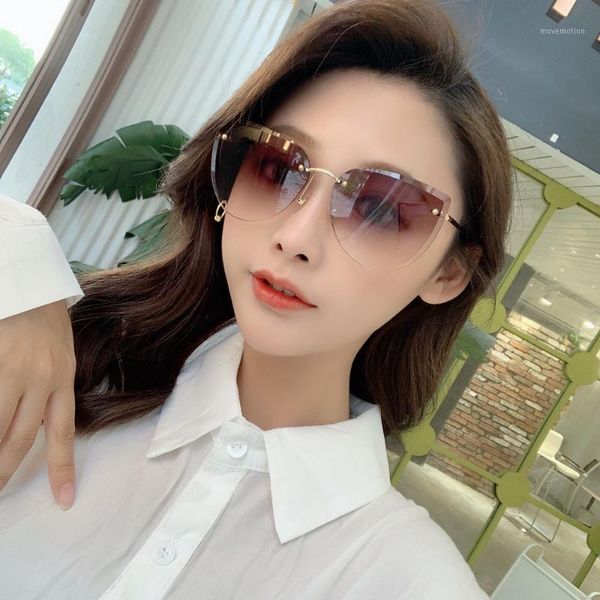 

Frameless Trimmed Square Sunglasses Women Frameless Gradient Sun Glasses Women/Men Brand Designer Retro Pink Outdoor1, White;black
