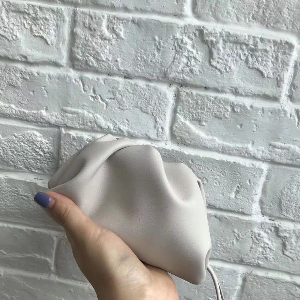 

2020 new brand fashion all-match cloud bag pleated dumpling bag shoulder messenger bag wholesale handbags for women purse handbag