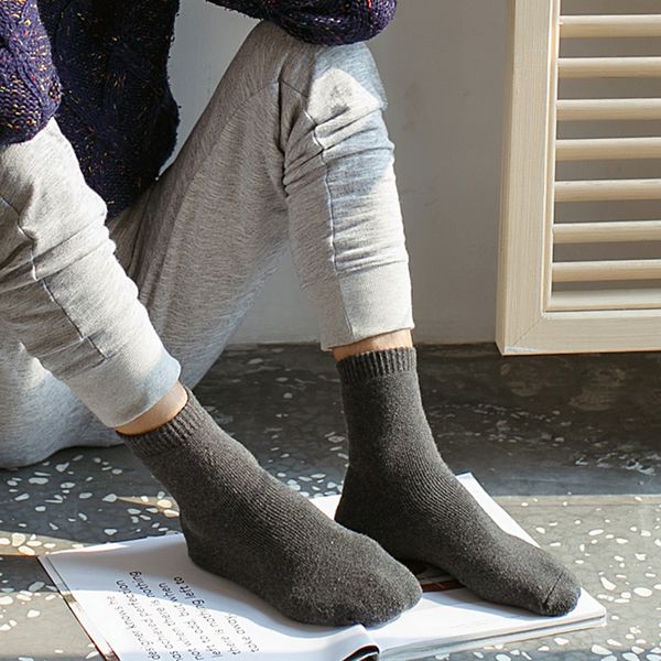 

1 pair men's combed wool solid dress casual autumn winter warm thick for men fashion breathable black grey socks