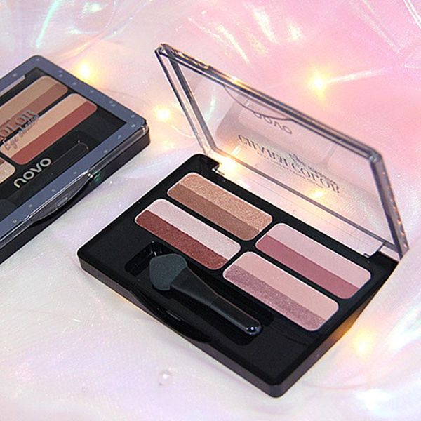 

fashion 8 colors shimmer eyeshadow palette bright and charming three-dimensional eye shadow nude long lasting waterproof makeup