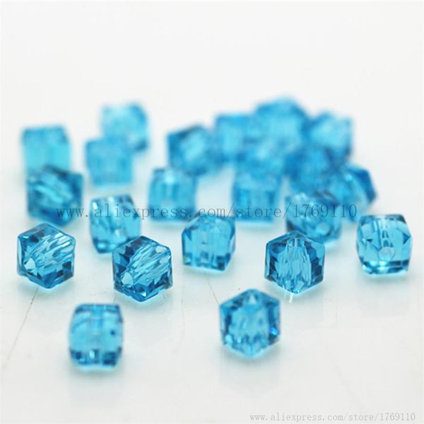 

isywaka 100pcs cube 4 мм сплошной белый цвет квадрат австрия хрустальные бусины стеклянные бусины свободные разные бусины для diy ювелирных