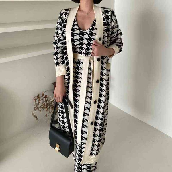 

casual dresses korean chic french minority lazy style v-neck long knitted sweater + chiffon tank dresses, Black;gray