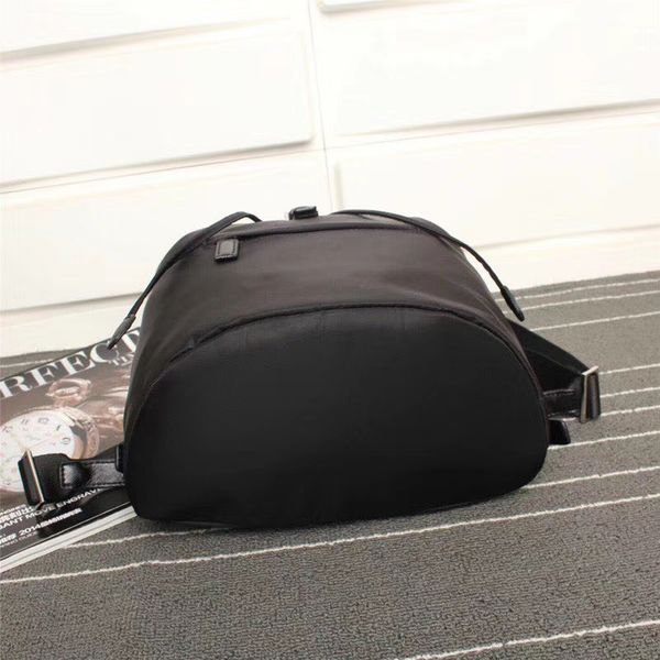 

p family classic black fabric briefcase nylon waterproof cloth parachute casual backpack