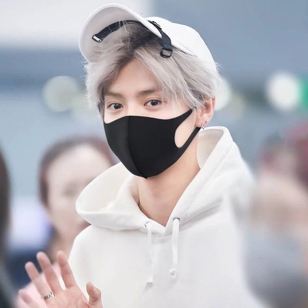 

and left female stars same sponge dust-proof black 3 sets uv-proof mask