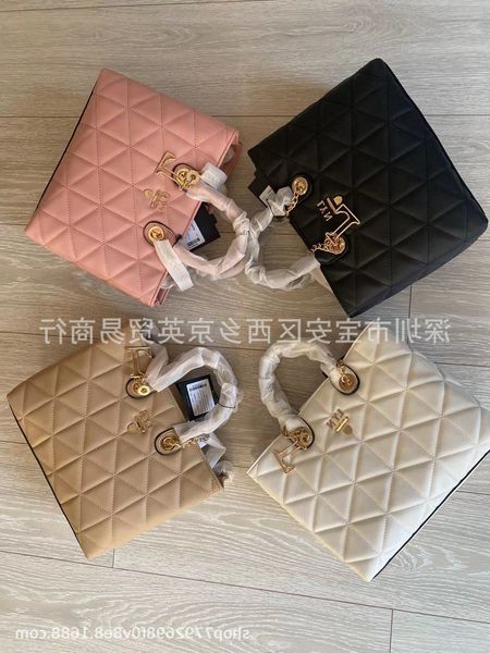 

new lyn unm portable shoulder bag big princess